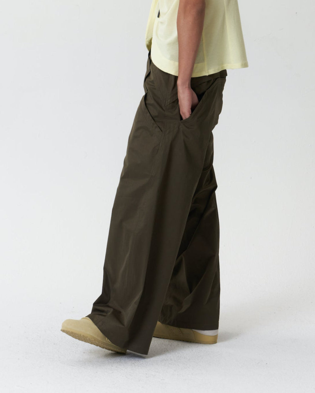 Seamline Pocket Pants
