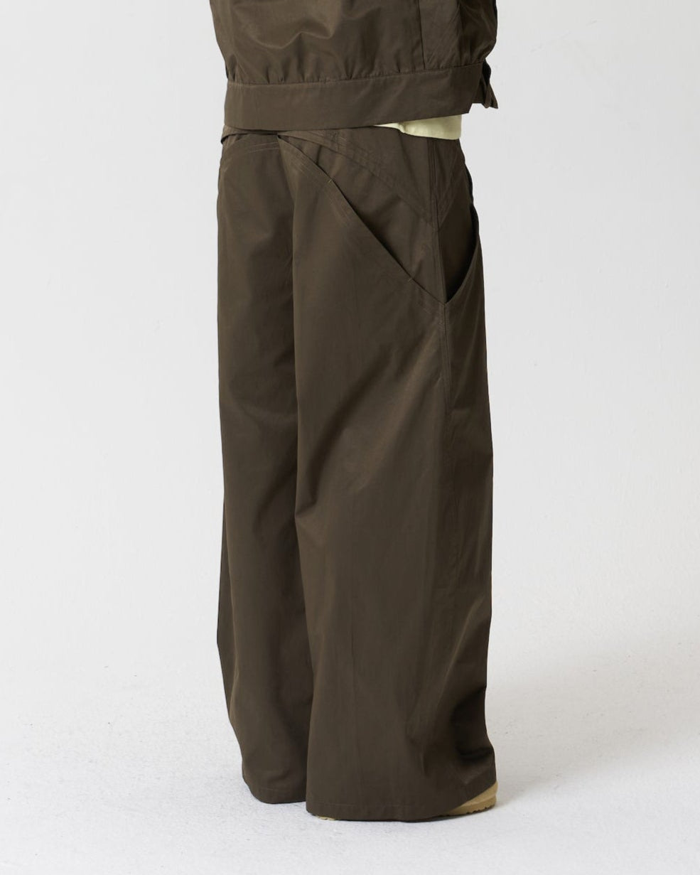 Seamline Pocket Pants