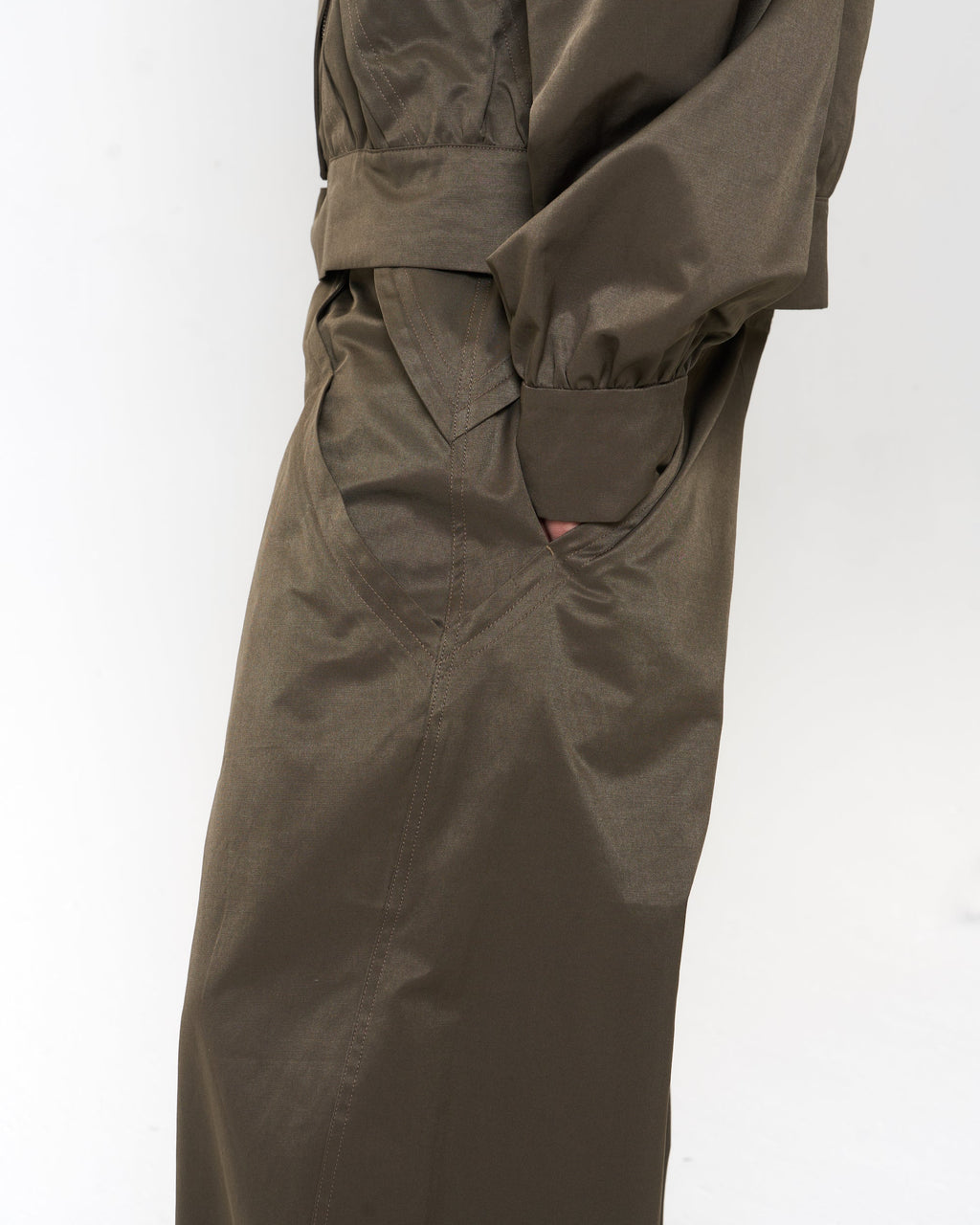 Seamline Pocket Pants